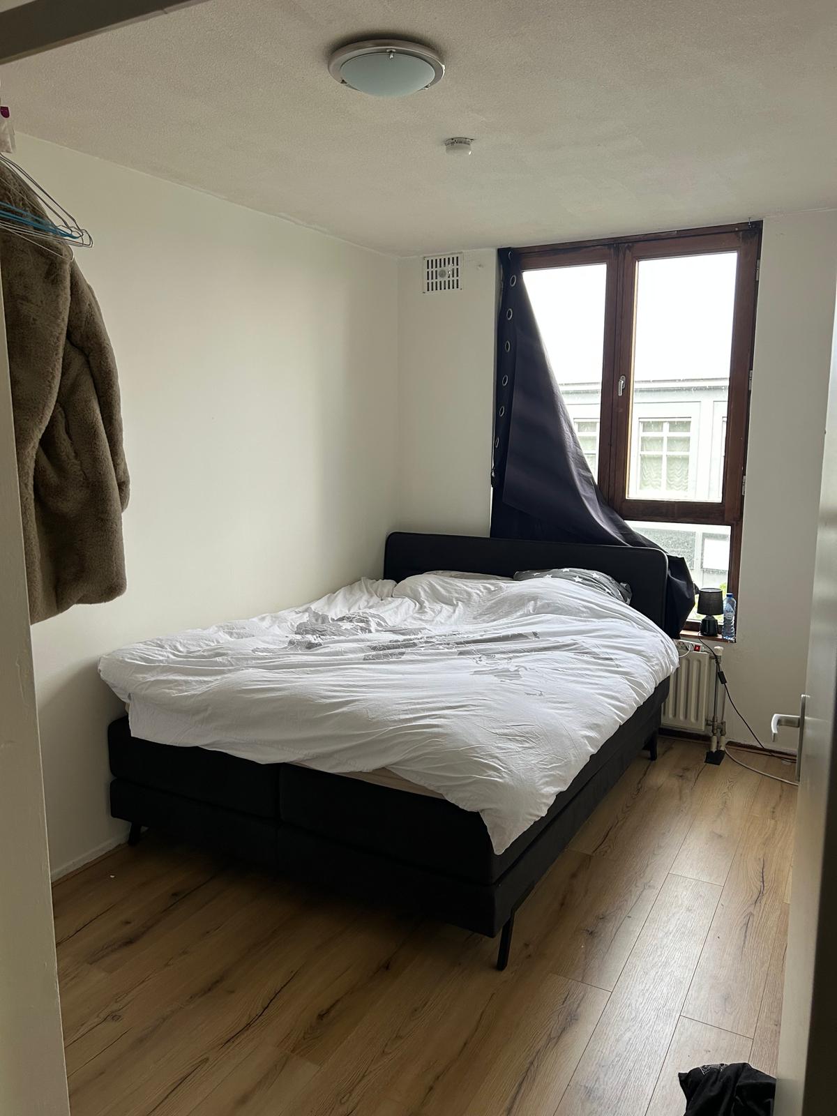 Room KNSM Laan, Amsterdam in Amsterdam — photo 5