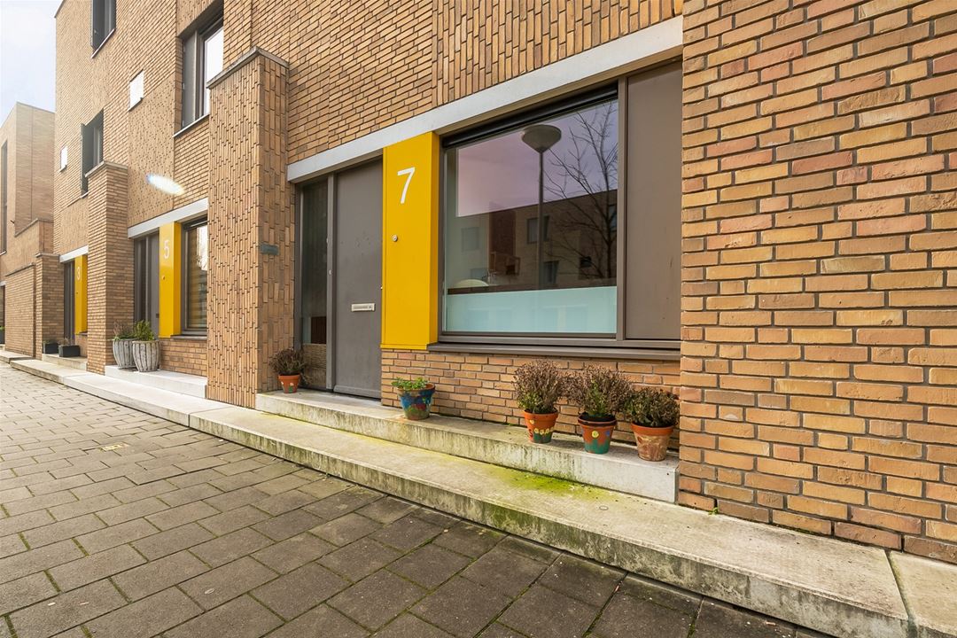 Bart van der Leckplantsoen 7, Amsterdam in Amsterdam — photo 1