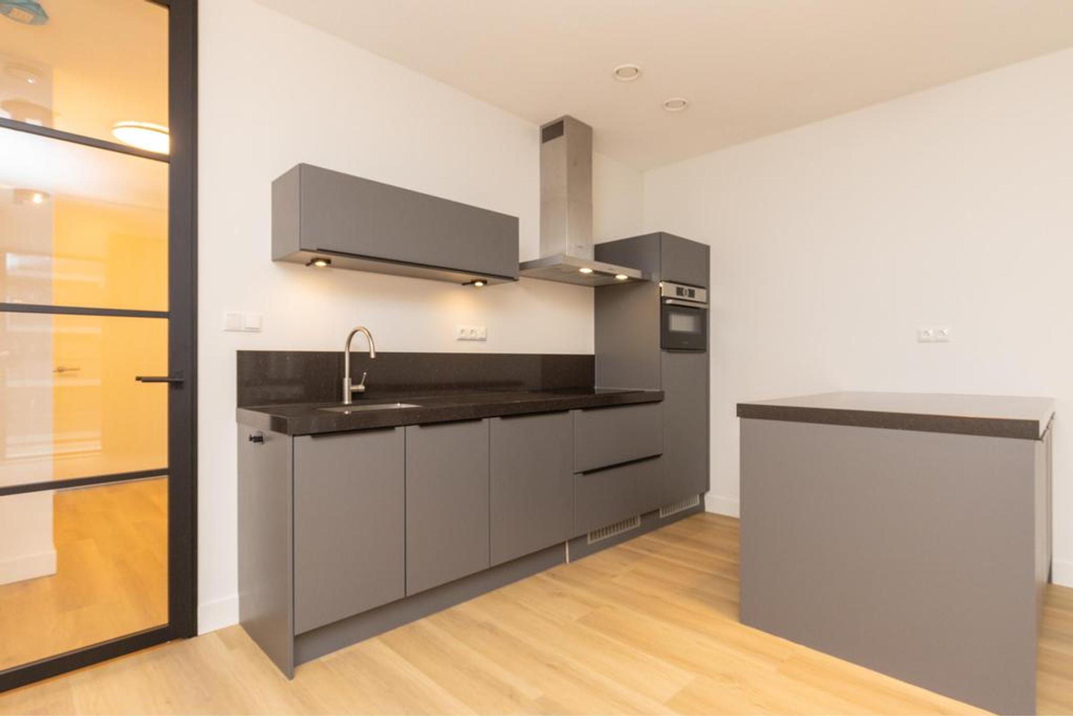 Bright new Apartment, Hoofddorp in Amsterdam — photo 4