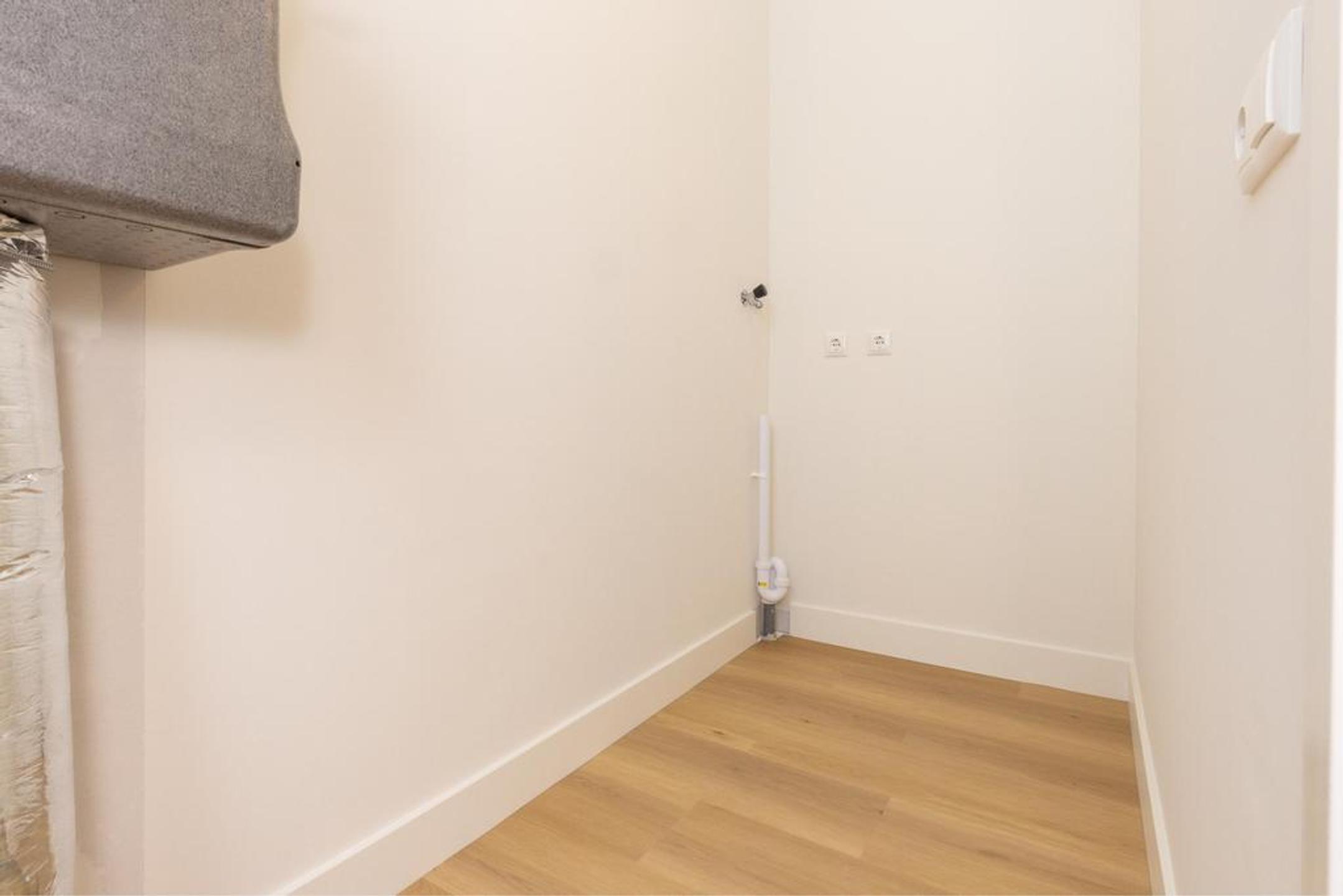 Bright new Apartment, Hoofddorp in Amsterdam — photo 5
