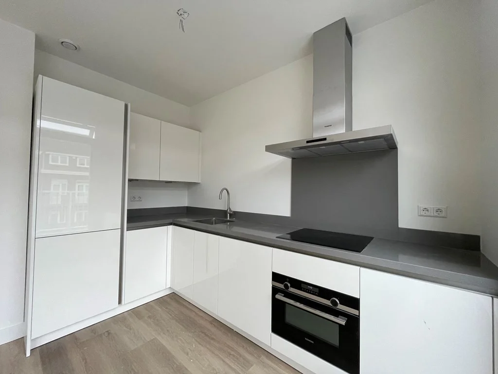Rooftop with 1 bedroom, Rivierenbuurt , Amsterdam in Amsterdam — photo 1
