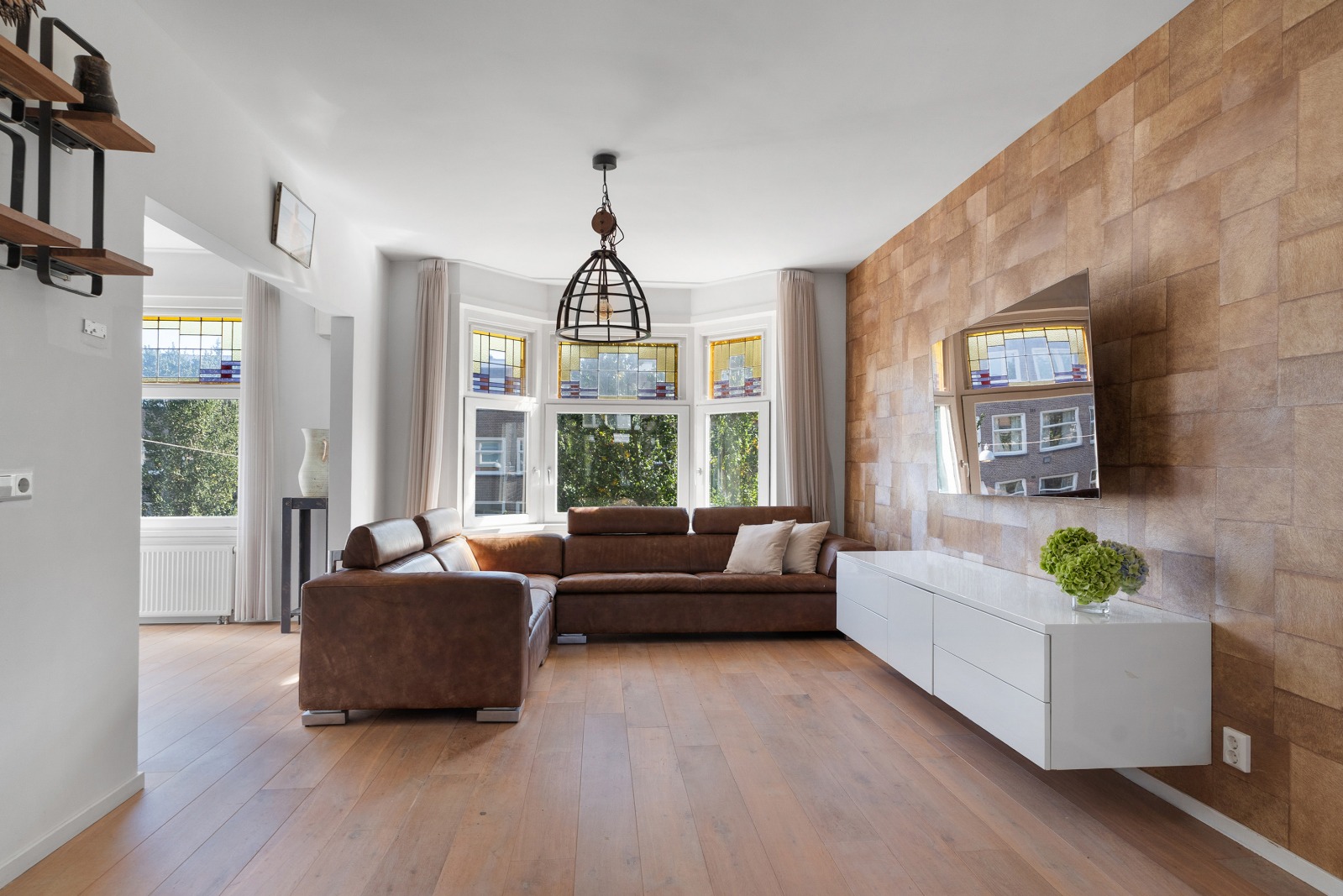 Sunny Bright Apartment in Amsterdam — photo 7