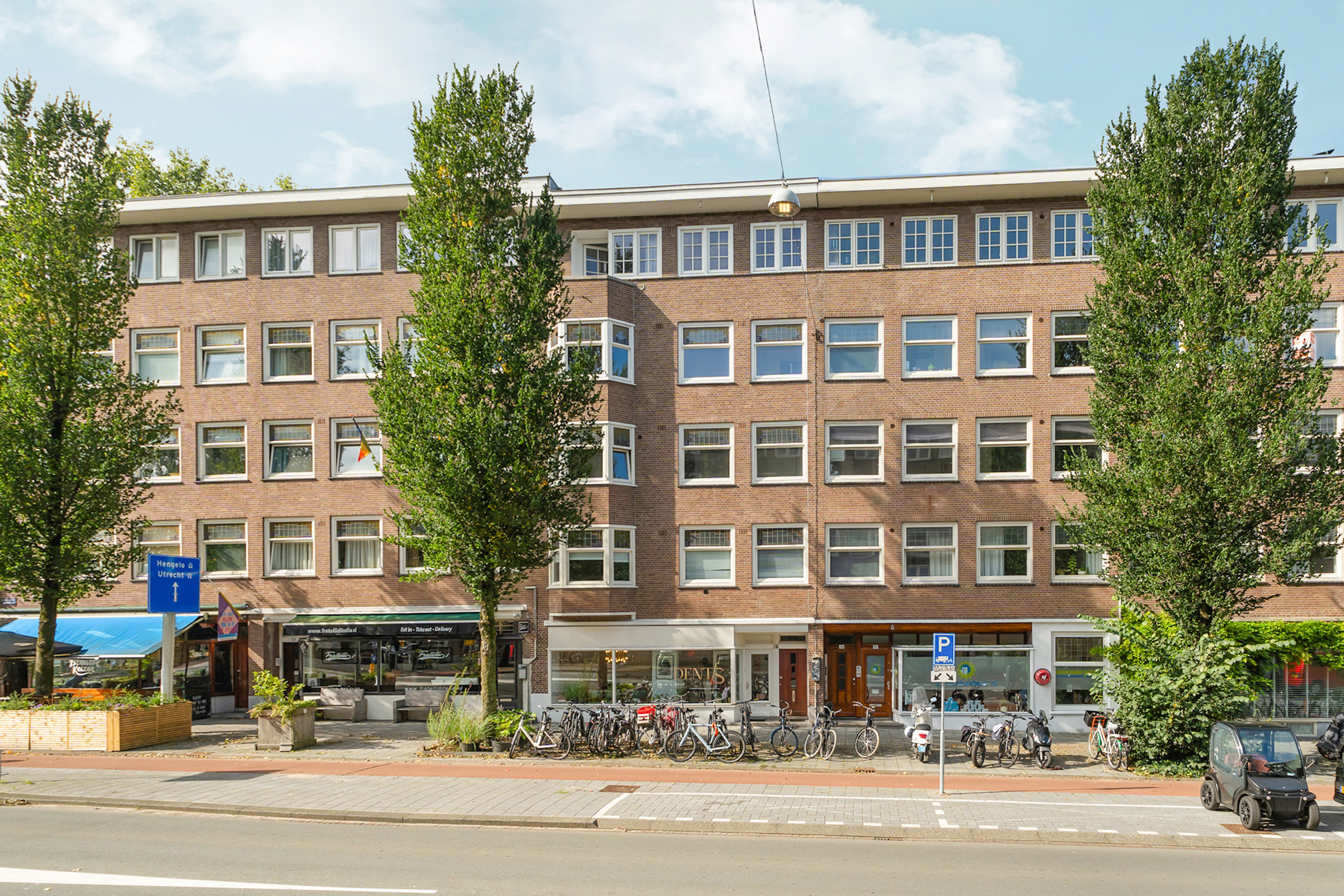 Sunny Bright Apartment in Amsterdam — photo 37